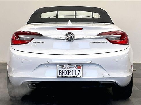 Used 2018 Buick Cascada Premium FWD image 3