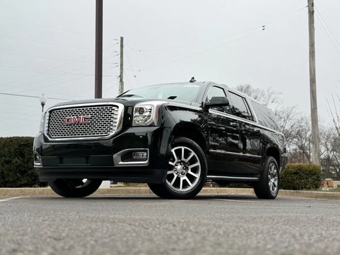 Used 2016 GMC Yukon XL Denali w/ Open Road Package image 2
