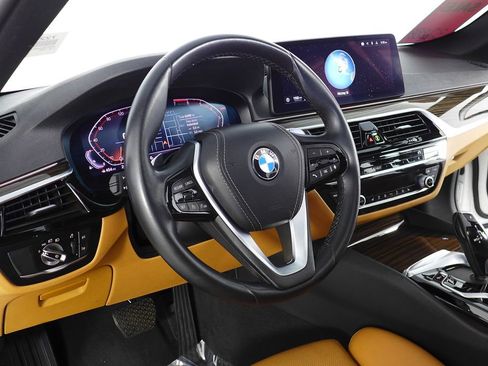 Used 2023 BMW 530i w/ Convenience Package image 31