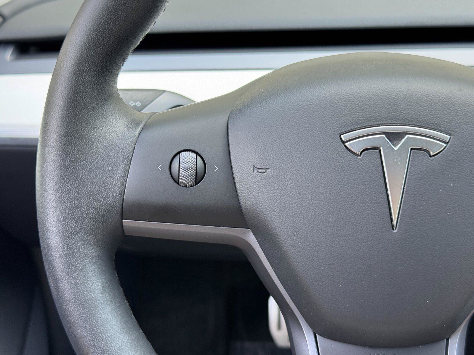 Used 2022 Tesla Model 3 Performance AWD/4WD image 19