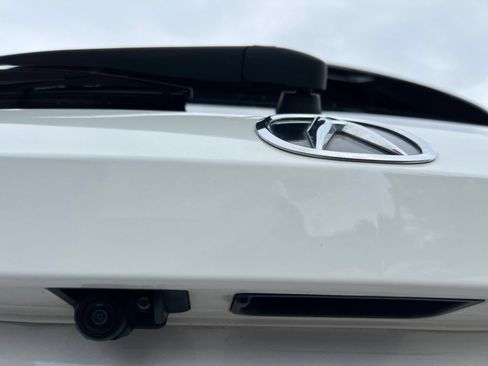 Used 2023 Acura MDX SH-AWD image 25