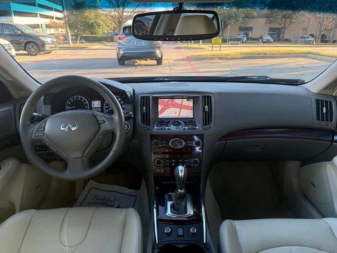 Used 2011 INFINITI G37 x Sedan w/ Premium Pkg image 20