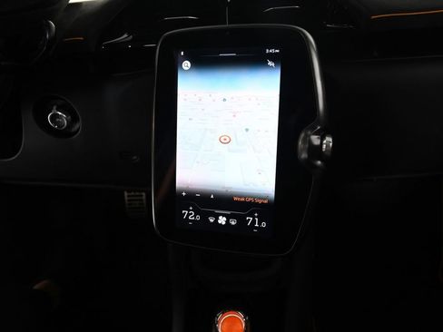 Used 2025 McLaren Artura image 13