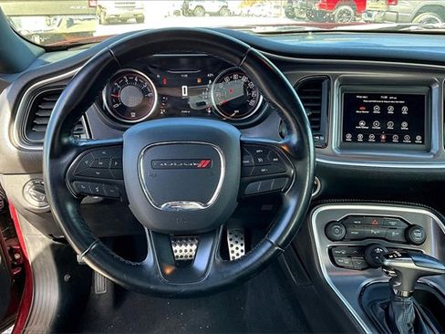 Used 2019 Dodge Challenger SXT w/ Driver Convenience Group image 8