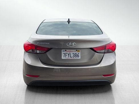 Used 2014 Hyundai Elantra SE FWD image 5