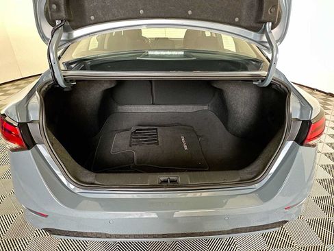 Used 2025 Nissan Sentra SV FWD image 22