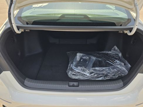 Used 2025 Honda Accord Sport image 26