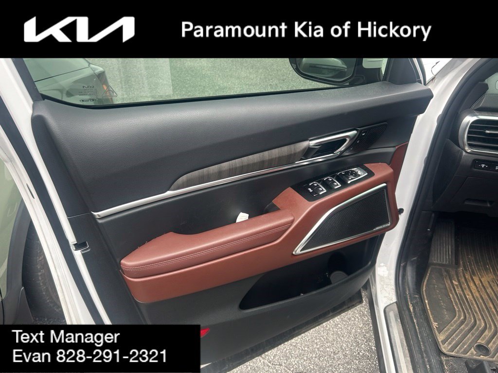 Used 2023 Kia Telluride SX Prestige AWD/4WD image 9