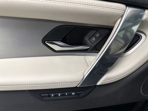 Used 2021 Land Rover Discovery Sport SE R-Dynamic image 15