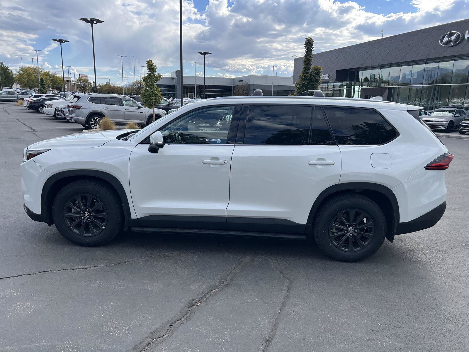 Used 2025 Toyota Grand Highlander AWD Hybrid image 22