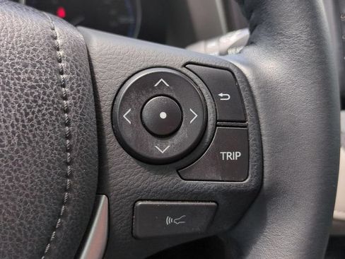 Used 2017 Toyota RAV4 Limited FWD image 21