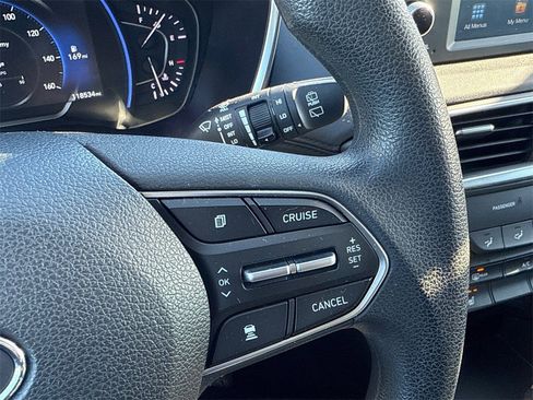 Used 2019 Hyundai Santa Fe SEL image 22