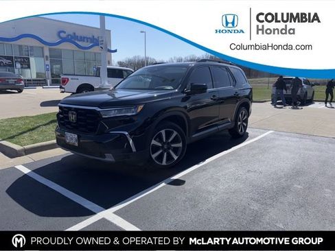 Used 2023 Honda Pilot Elite image 1