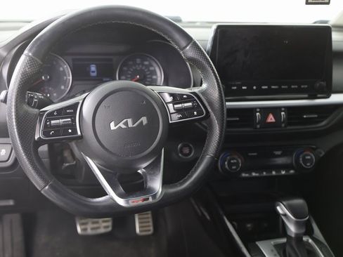 Used 2023 Kia Forte GT-Line w/ GT-Line Premium Package image 3