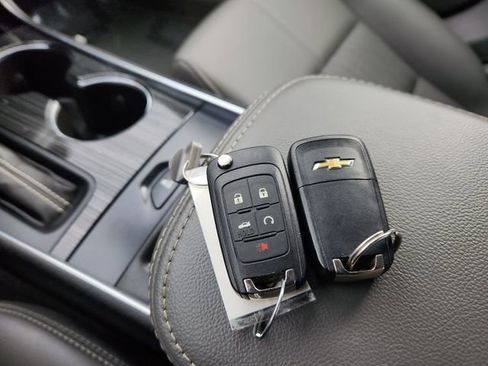 Used 2019 Chevrolet Impala LT image 46