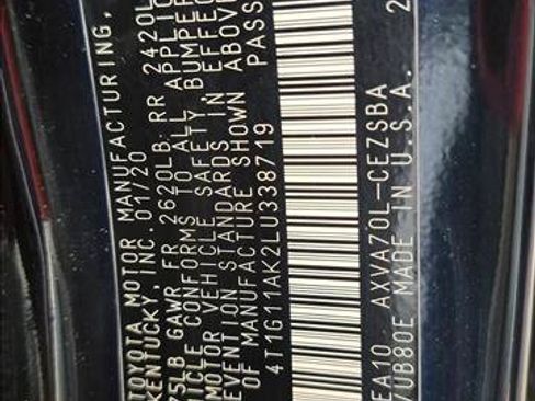 Used 2020 Toyota Camry SE FWD image 21