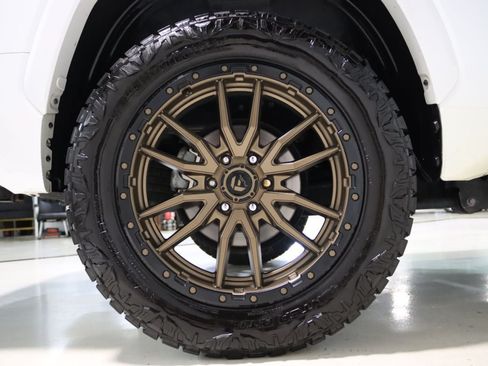 Used 2024 Toyota Tundra Capstone AWD/4WD image 82