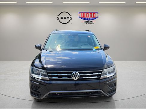 Used 2021 Volkswagen Tiguan SE w/ Panoramic Sunroof Package AWD/4WD image 6