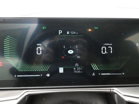 Certified 2025 Kia Sorento S image 25