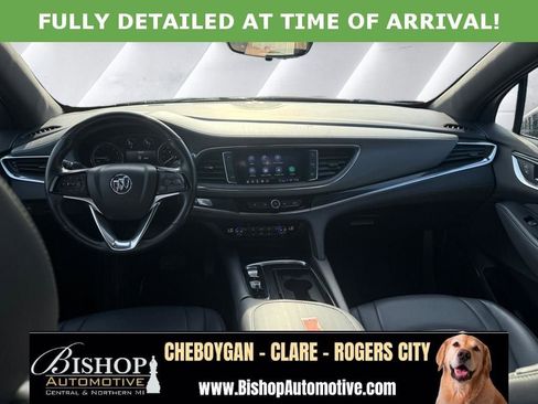 Used 2024 Buick Enclave Essence w/ Sport Touring Edition FWD image 6