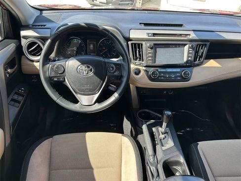 Used 2018 Toyota RAV4 XLE image 17