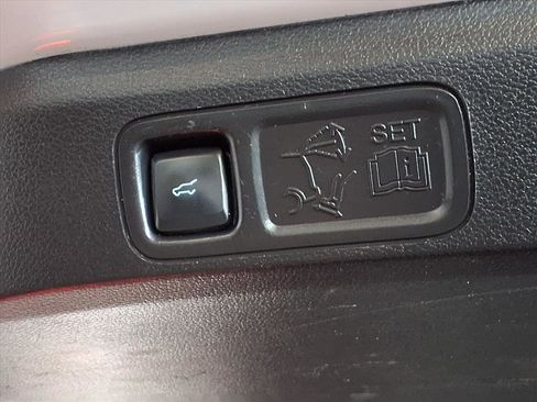 Used 2019 Ford Expedition Max Limited image 7