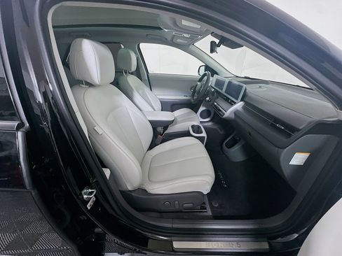 Used 2024 Hyundai Ioniq 5 Limited image 34