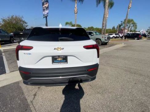 New 2026 Chevrolet Blazer EV LT image 7