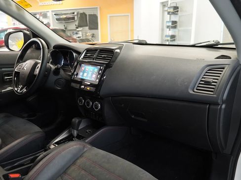 Used 2019 Mitsubishi Outlander Sport GT AWD/4WD image 32