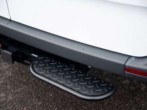 Used 2025 Mercedes-Benz Sprinter 2500 image 21