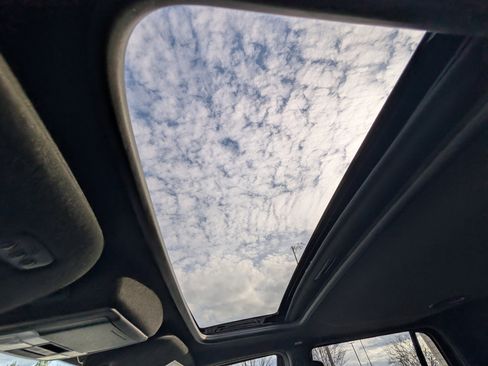 Used 2017 Ford Expedition EL King Ranch image 18