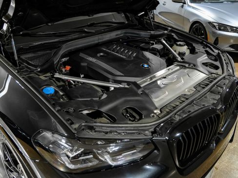 Used 2024 BMW X4 M40i w/ Premium Package image 55