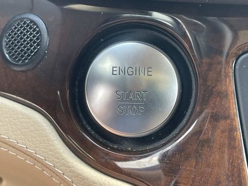 Used 2018 Mercedes-Benz SL 450 image 30