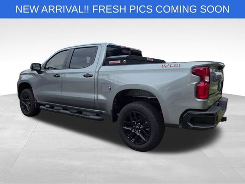 Used 2026 Chevrolet Silverado 1500 LT Trail Boss w/ Convenience Package II AWD/4WD image 12