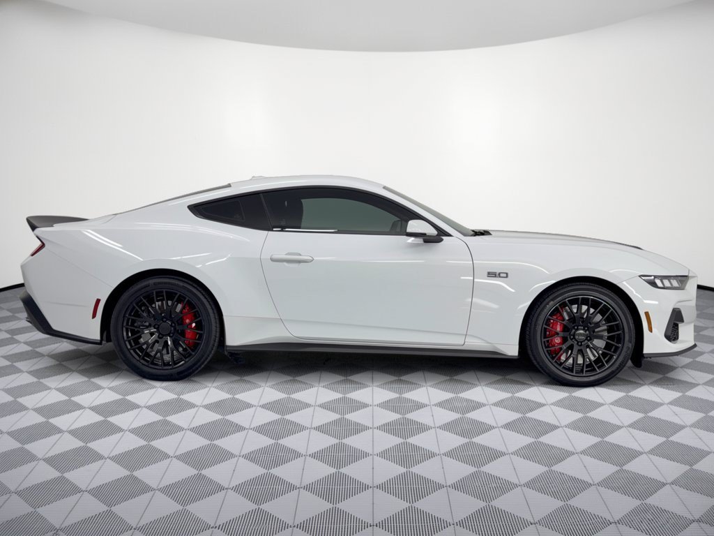 Used 2024 Ford Mustang GT Premium RWD image 8