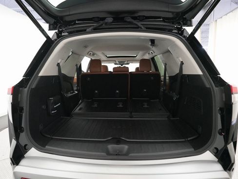 Certified 2024 Nissan Pathfinder Platinum w/ Cargo Package image 10