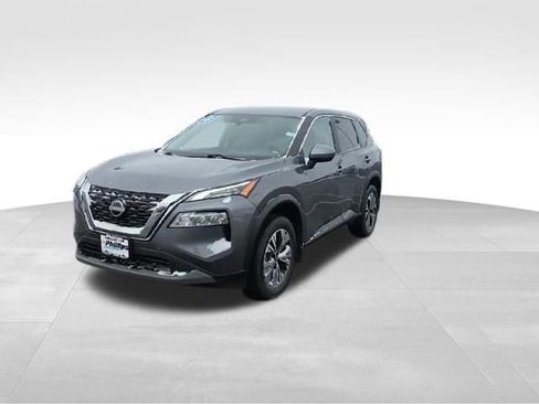 Used 2023 Nissan Rogue SV image 4