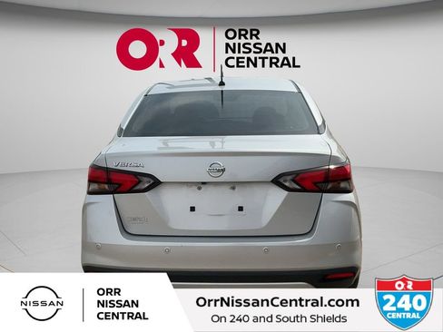 Used 2022 Nissan Versa S w/ Trunk Package FWD image 6