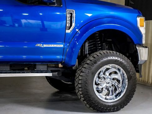 Used 2022 Ford F250 Lariat w/ Lariat Ultimate Package image 7