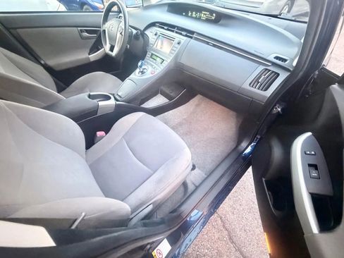 Used 2012 Toyota Prius One image 9