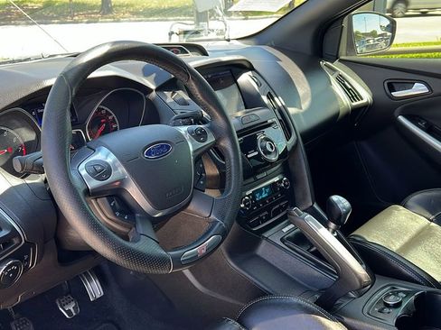 Used 2013 Ford Focus ST image 2