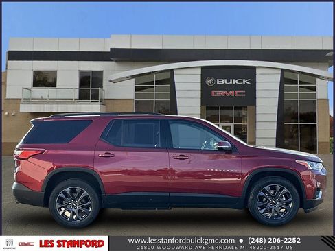 Used 2020 Chevrolet Traverse RS w/ LPO, Floor Liner Package image 7