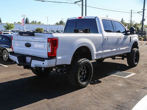 Used 2018 Ford F250 Lariat w/ Lariat Value Package AWD/4WD image 2