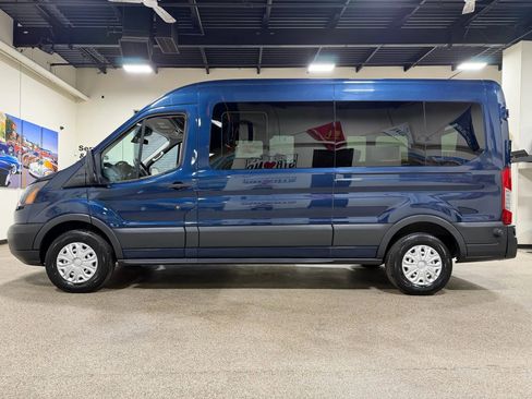 Used 2015 Ford Transit 250 148 Medium Roof image 9