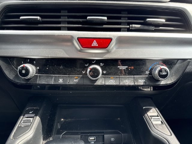 Used 2021 Kia Telluride S FWD image 19