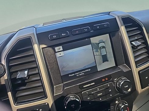 Used 2019 Ford F250 Lariat w/ Lariat Ultimate Package image 17