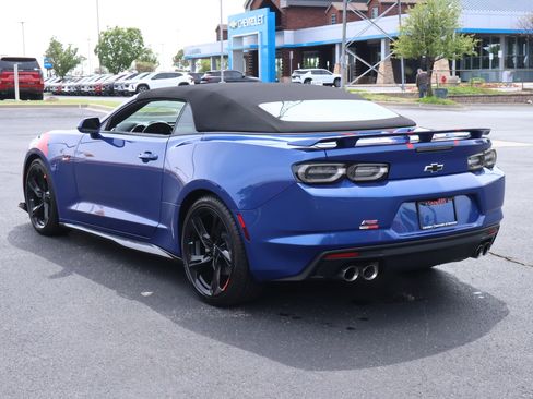 Used 2023 Chevrolet Camaro LT w/ RS Package RWD image 8