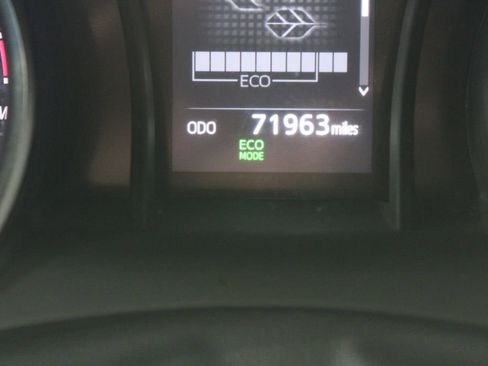 Used 2023 Toyota Camry SE FWD image 30
