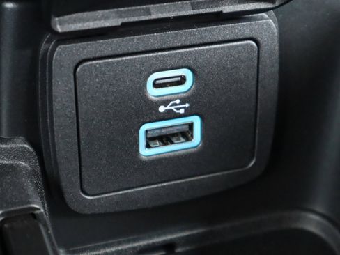 New 2025 Ford Bronco Badlands image 28