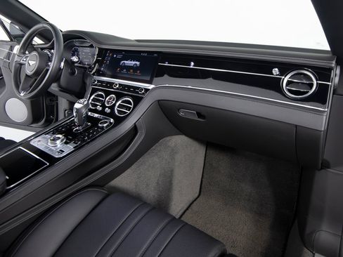Used 2020 Bentley Continental GT AWD/4WD image 28